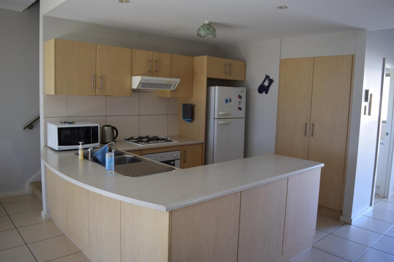 Christies Seahorse Holiday Townhouses Port Noarlunga Exterior photo